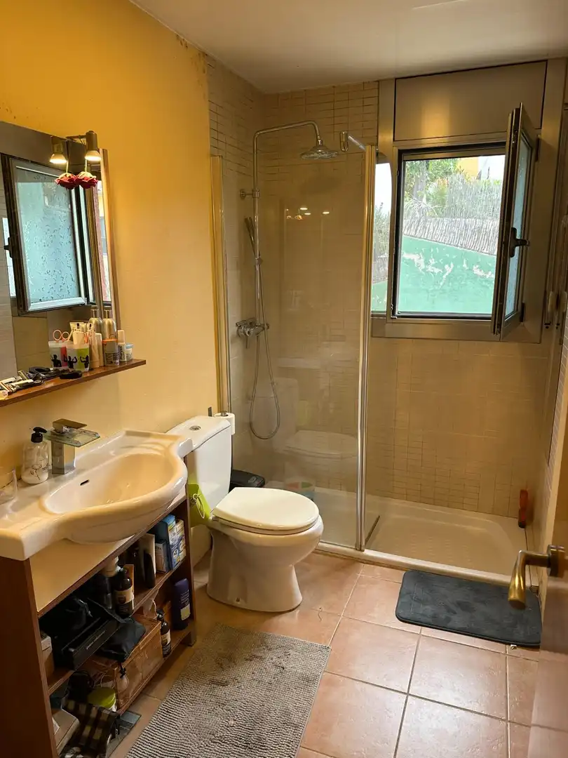 Baño de Casa o chalet en venta en L'Ametlla del Vallès con Aire acondicionado, Jardín privado y Parquet