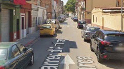 Sabadell (Barcelona). "OKUPADO" (no se puede visitar ni hipotecar).