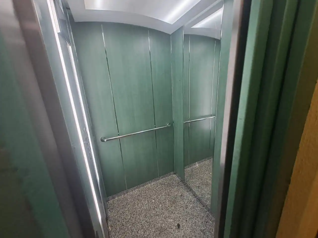 Pis amb ascensor en venda a Avenida Constitución Española, imagen 16
