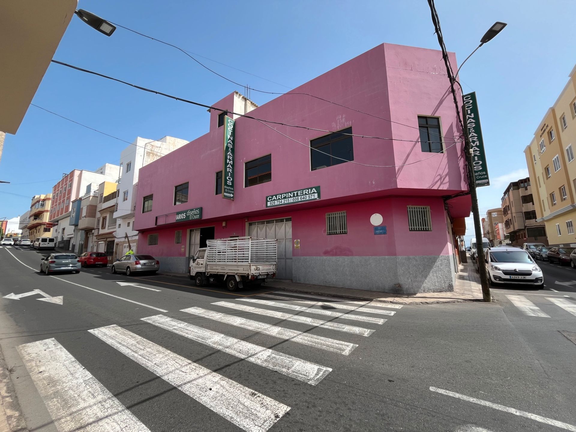 Vista exterior de Edifici en venda en Santa Lucía de Tirajana