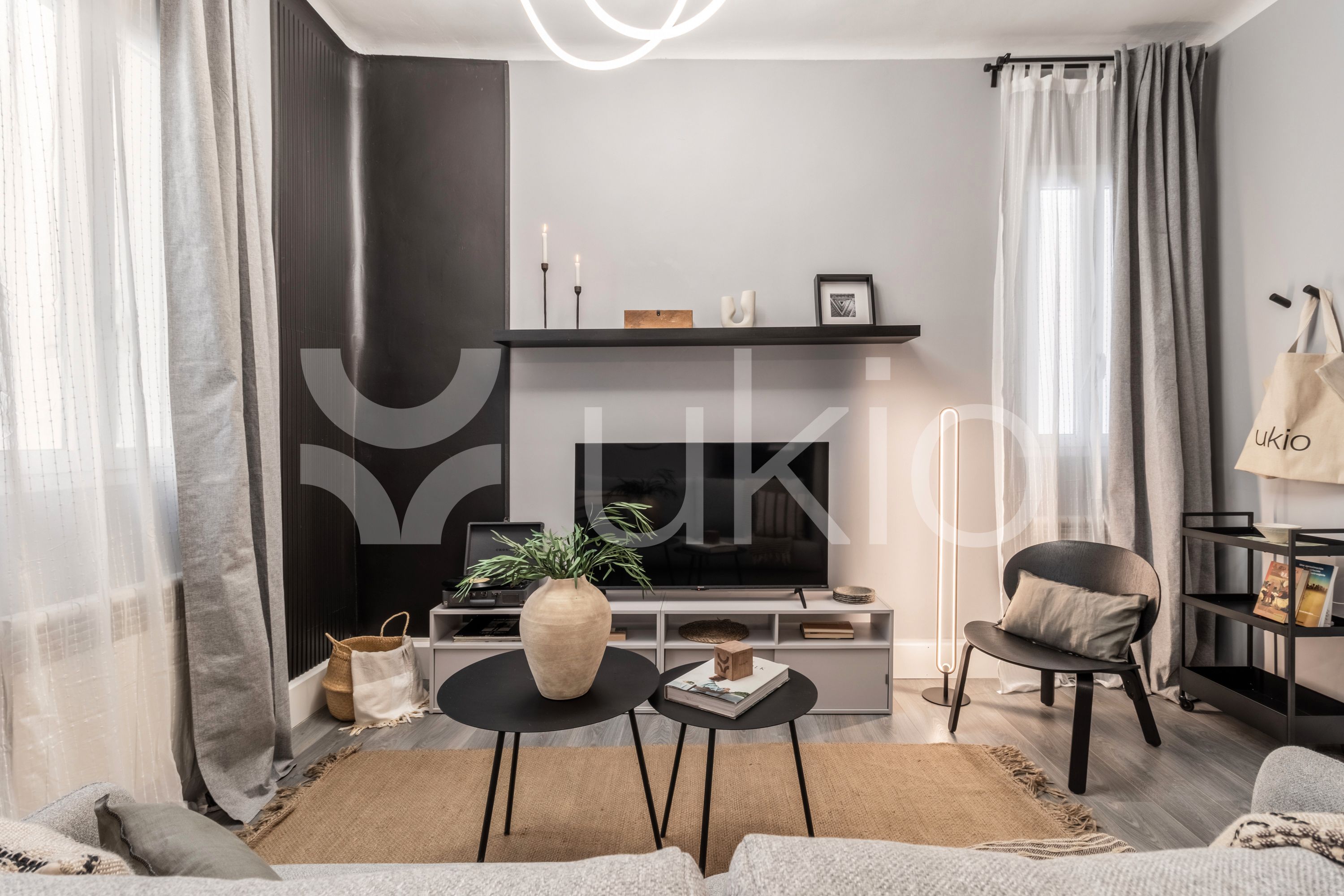 Living room of Apartment to rent in  Madrid Capital  with Air Conditioner, Heating and Furnished