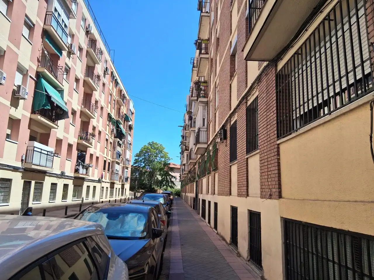 Exterior view of Apartments for share in Madrid  with Air Conditioner, Furnished and Internet