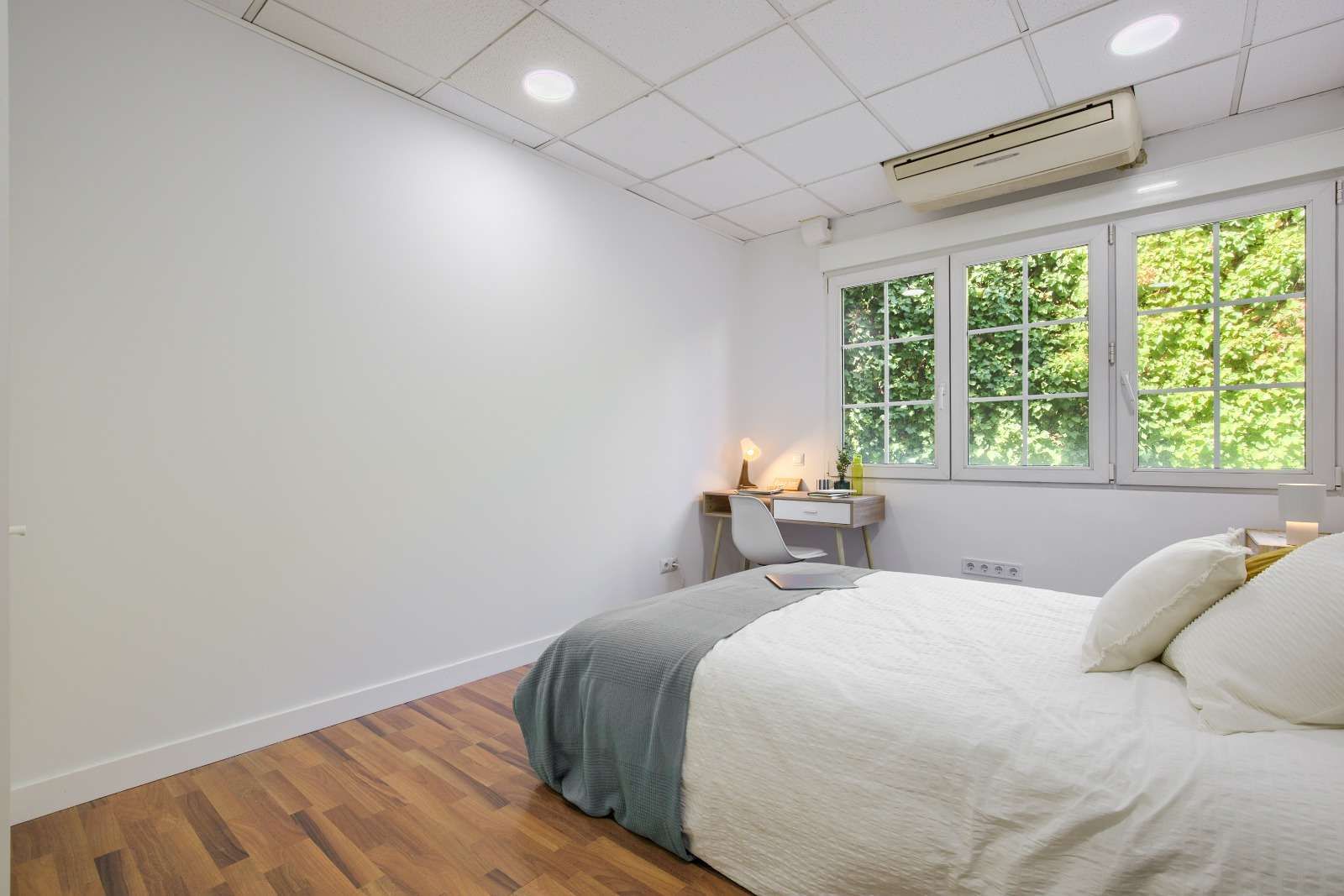 Bedroom of Flat to share in  Madrid Capital  with Air Conditioner, Heating and Terrace