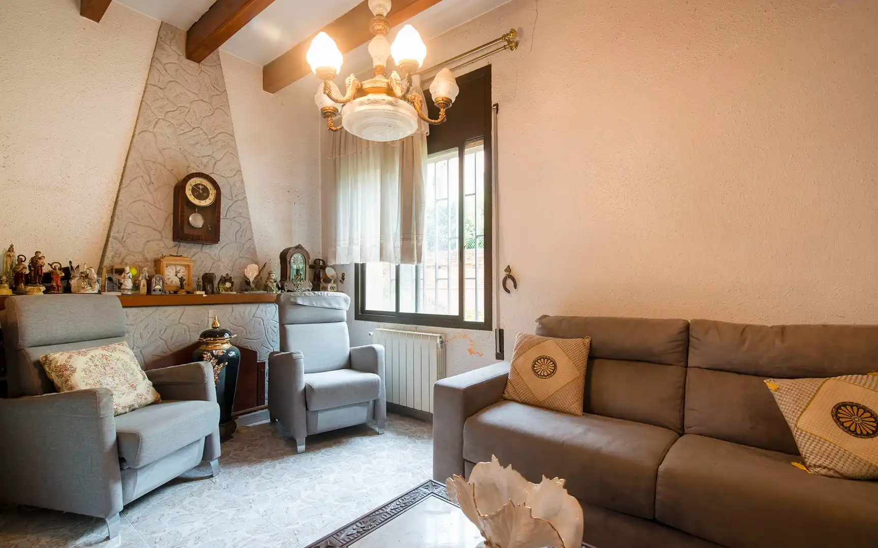 Wohnzimmer von Haus oder Chalet zum Verkauf in Sant Boi de Llobregat mit Privatgarten und Terrasse