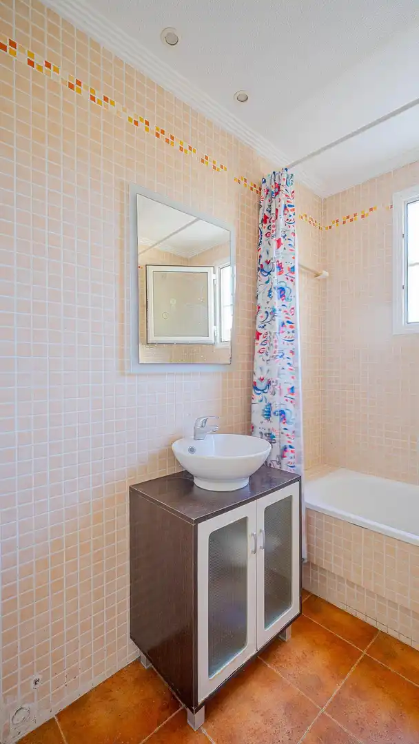Baño de Planta baja en venta en Torrevieja con Jardín privado, Terraza y Trastero