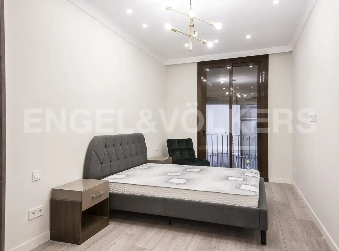 Habitación de Piso en venta en Barcelona con Aire acondicionado, Calefacción y Balcón