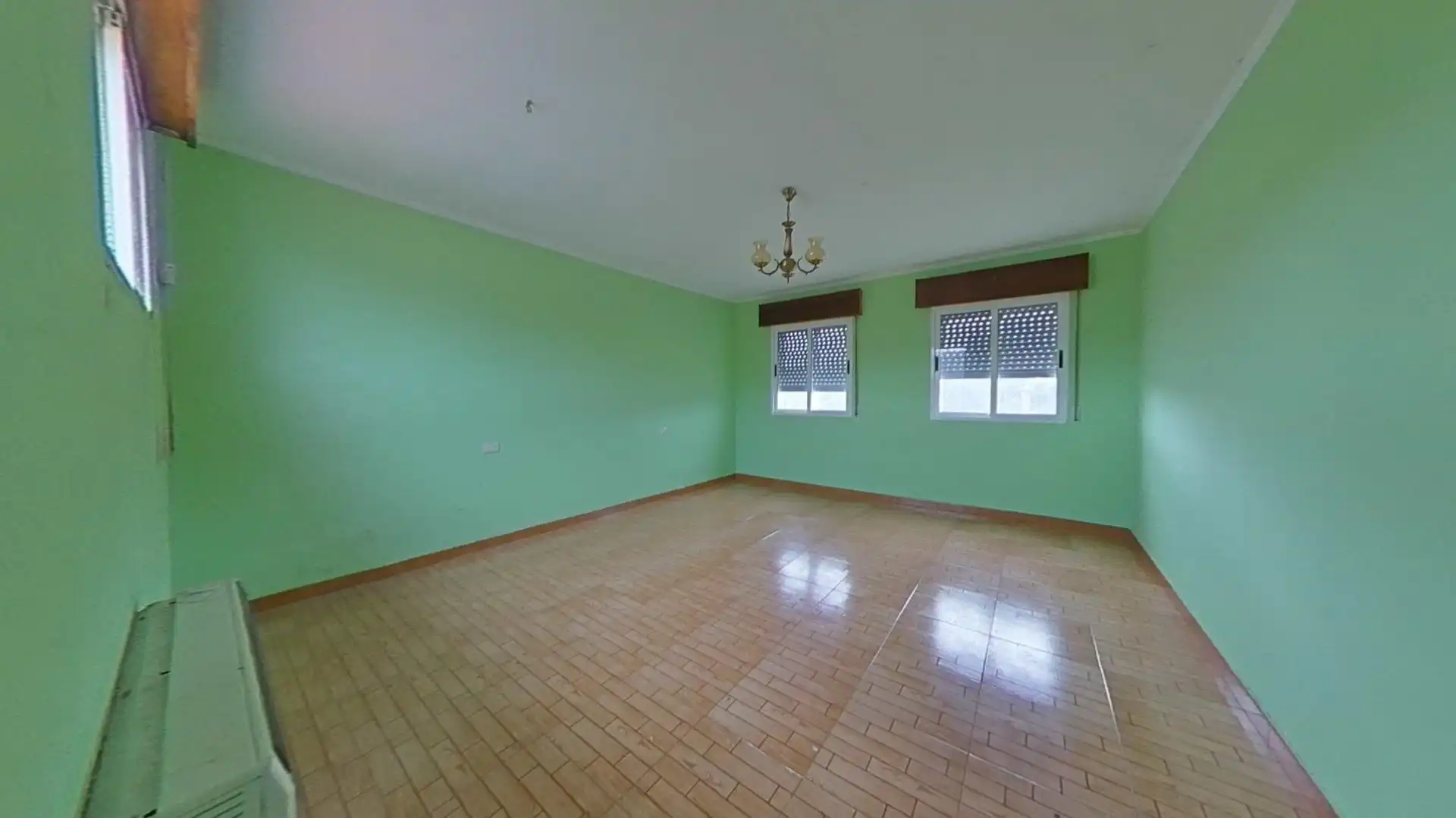 Wohnzimmer von Einfamilien-Reihenhaus zum Verkauf in Os Blancos  mit Heizung