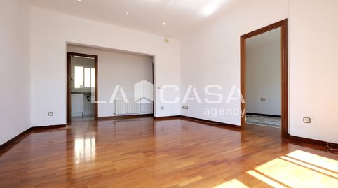 Foto 2 de Piso en venta en Carrer de Santa Fe, Vilapicina i la Torre Llobeta, Barcelona Capital