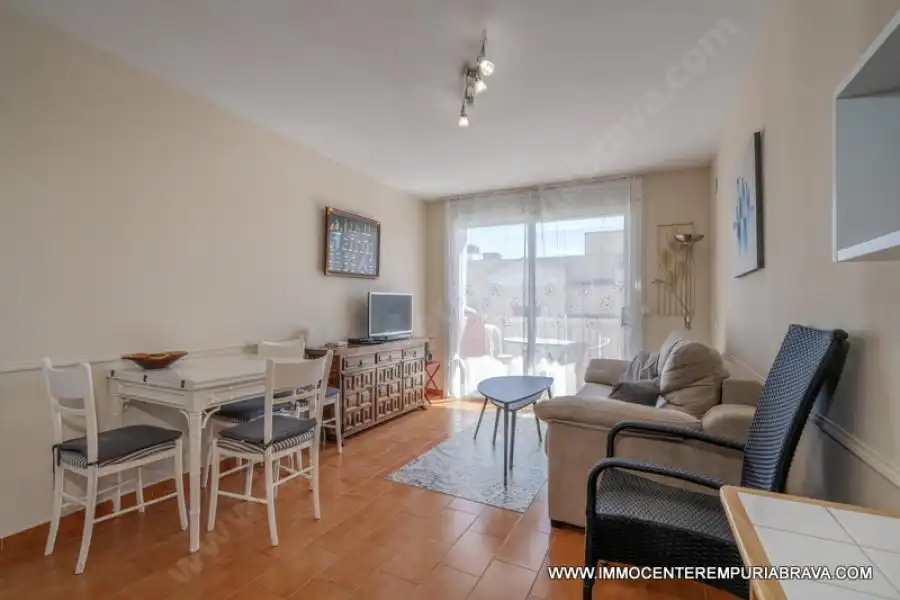 Piso en venta en Muga - Gran Reserva - Badia, imagen 2