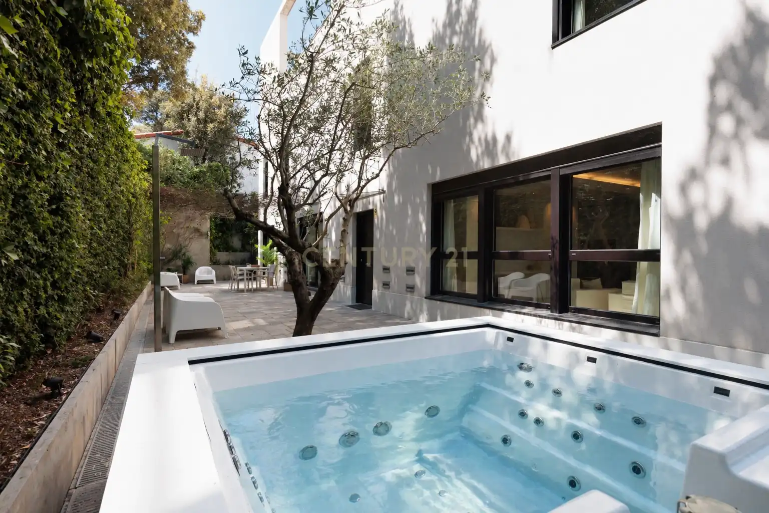 Terrassa de Casa o xalet en venda en Sant Cugat del Vallès amb Aire condicionat, Jardí privat i Traster