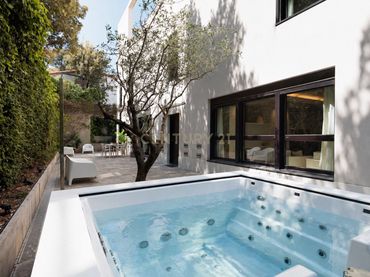 Casa con balcone in vendita a La Floresta