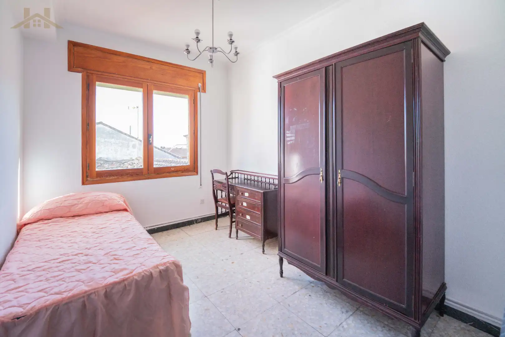 Habitación de Dúplex en venta en Almorox con Calefacción, Terraza y Amueblado
