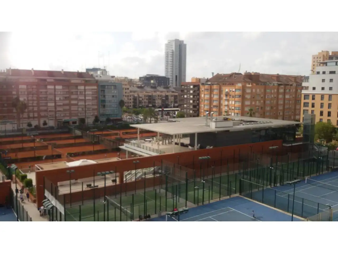 Vista exterior de Piso de alquiler en Valencia con Aire acondicionado y Balcón