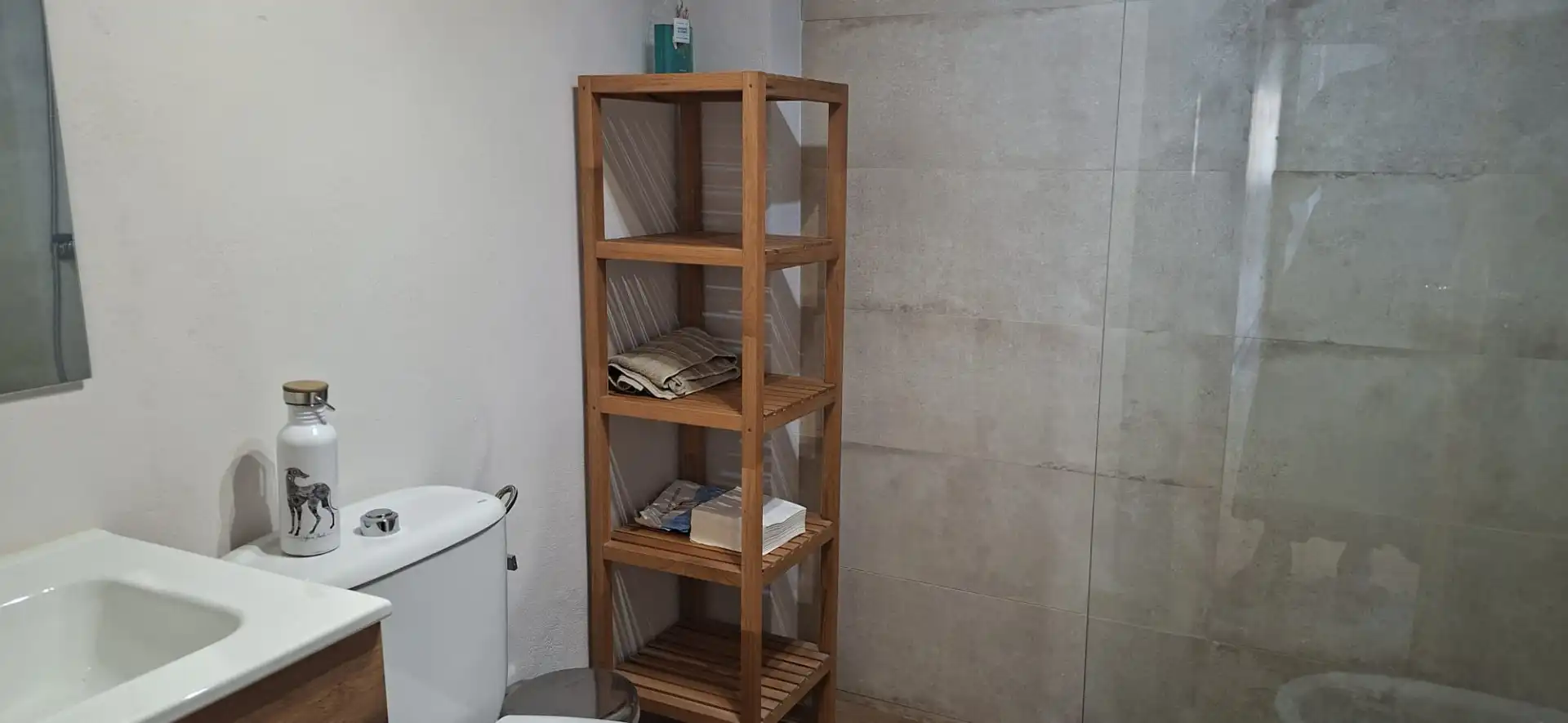Bathroom of Flat for sale in Málaga  with Air Conditioner and Terrace