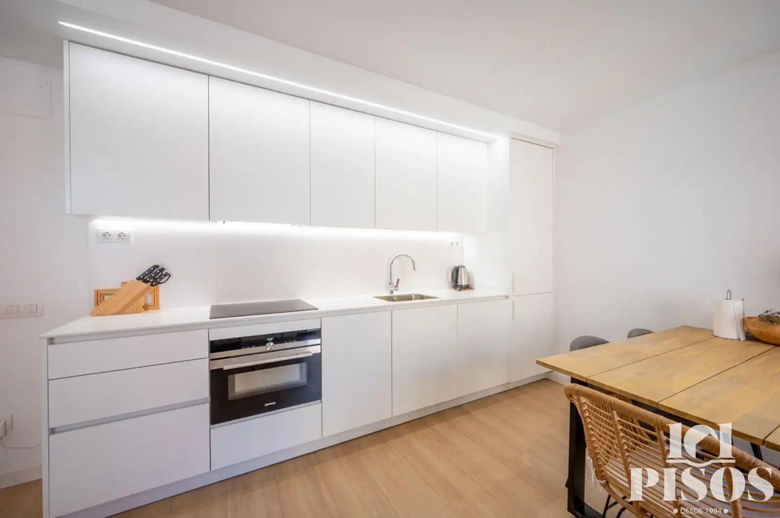 Cocina de Piso en venta en Barcelona con Aire acondicionado, Calefacción y Terraza