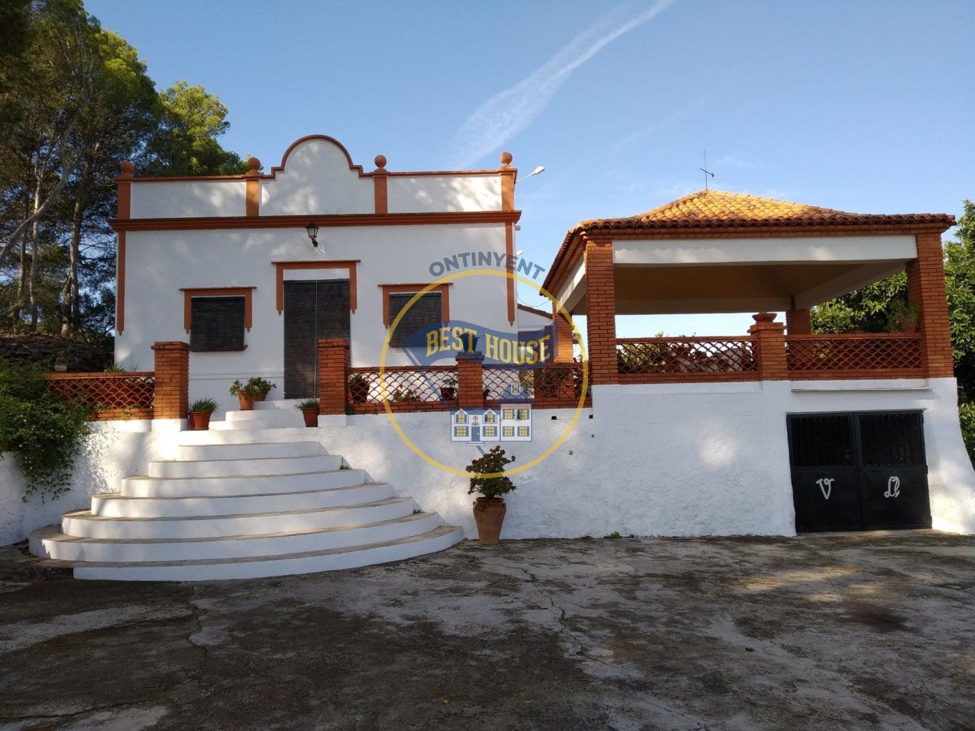 Vista exterior de Casa o xalet en venda en Montesa amb Calefacció i Piscina