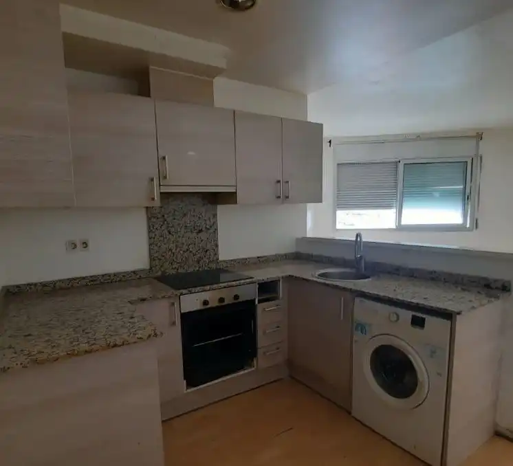 Küche von Wohnung zum Verkauf in Sabadell mit Klimaanlage