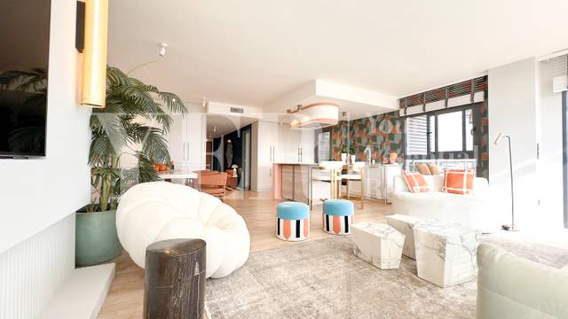 Ático en Venta en Calle del Torero Luis Francisco Esplá en PAU 5