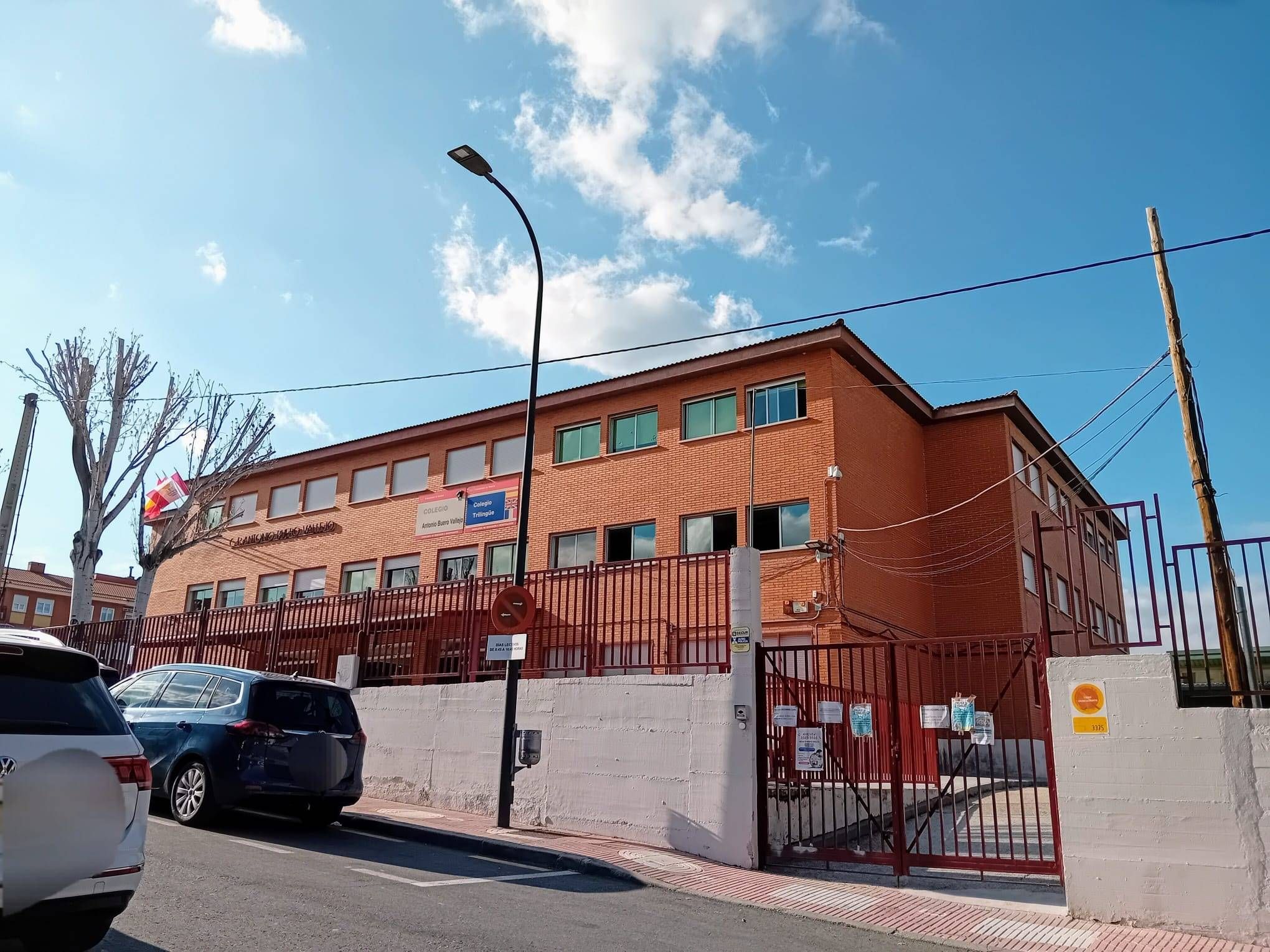 Exterior view of Flat for sale in San Sebastián de los Reyes  with Heating