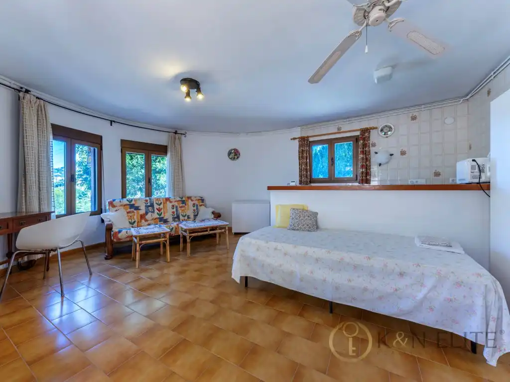Sala d'estar de Casa o xalet en venda en Benissa amb Calefacció, Jardí privat i Piscina