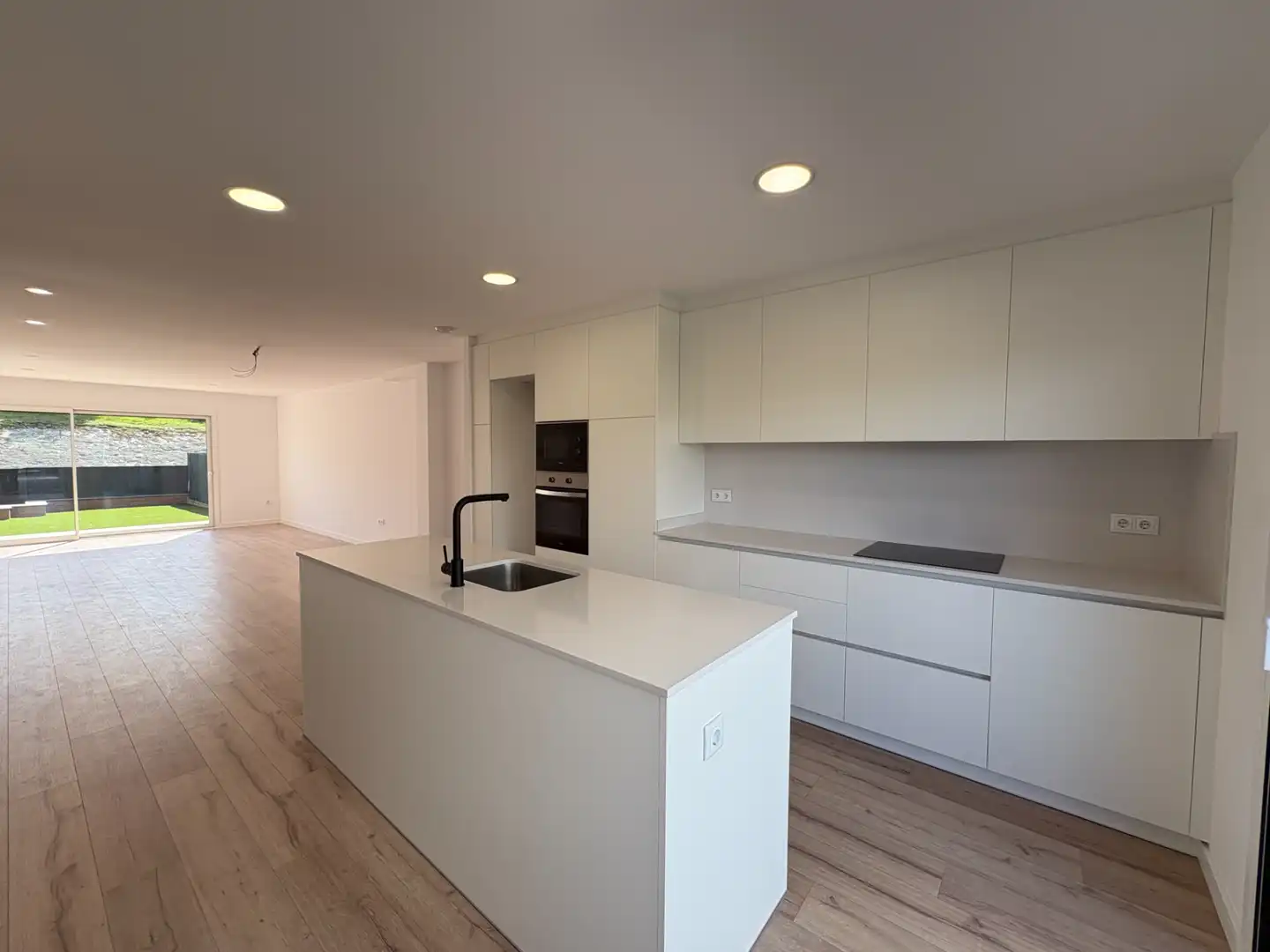 Cocina de Casa adosada en venta en Torelló con Calefacción, Jardín privado y Parquet