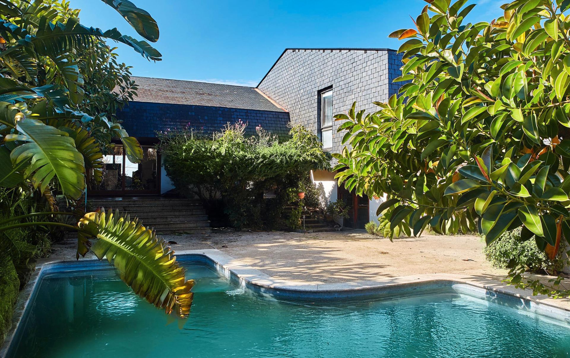 Piscina de Casa o xalet en venda en Vigo  amb Jardí privat, Parquet i Traster