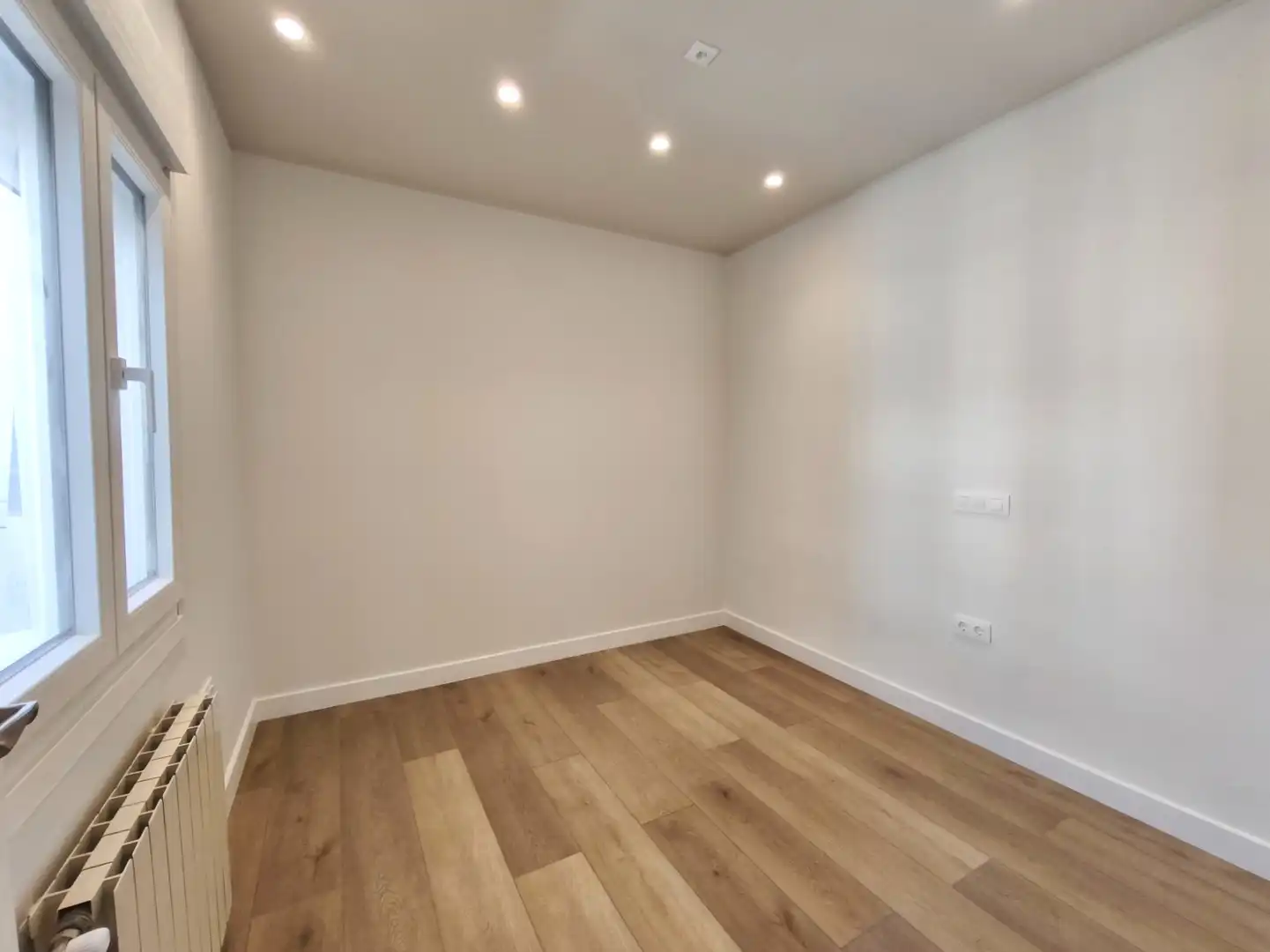 Piso de alquiler en AV PIO XII, Gran Via