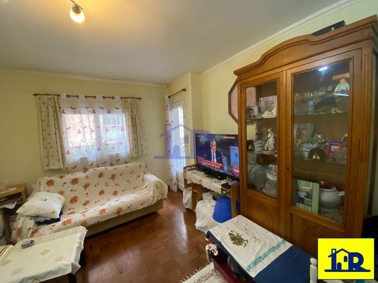 Living room of Flat for sale in Cuenca Capital  with Heating, Terrace and Storage room