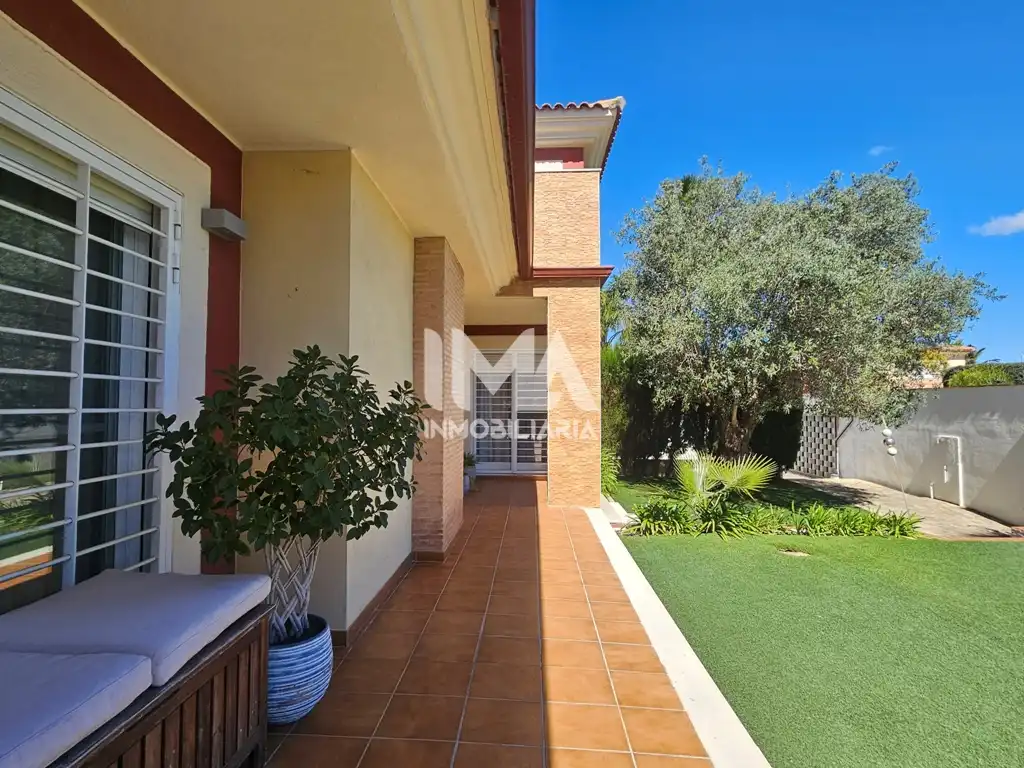 Jardí de Casa o xalet en venda en Bétera amb Aire condicionat, Calefacció i Jardí privat