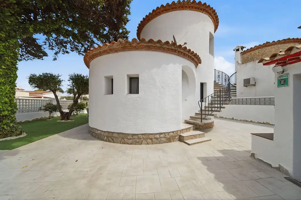 Casa con piscina en venta en Carrer Alberes, imagen 37