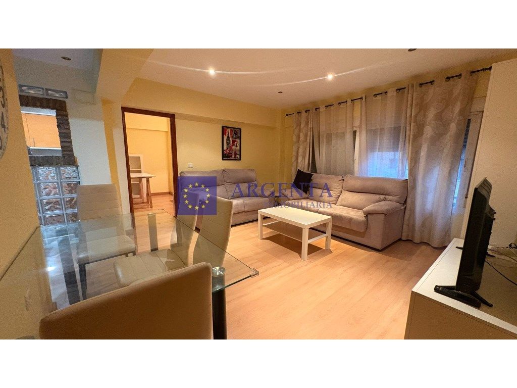 Bedroom of Flat to rent in Cáceres Capital  with Furnished