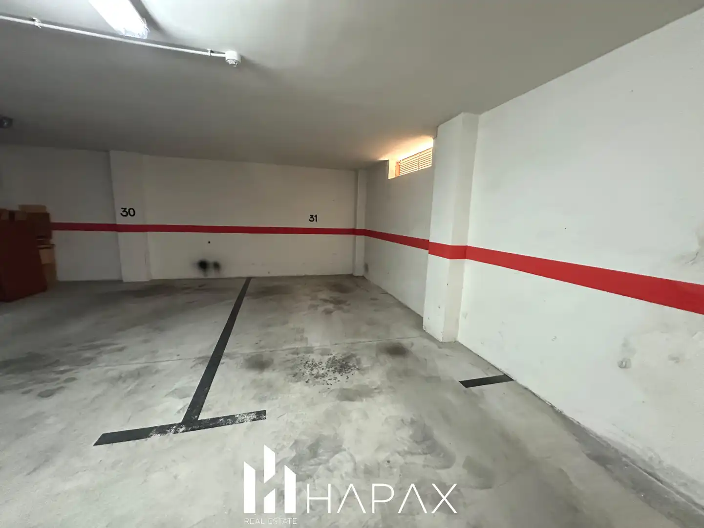 Parkplatz von Wohnung zum Verkauf in Salamanca mit Heizung, Privatgarten und Möbliert