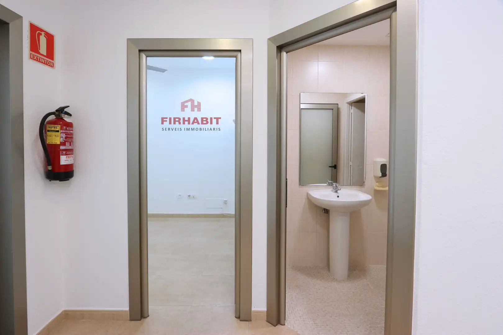 Business premises to rent in Centre, imagen 6