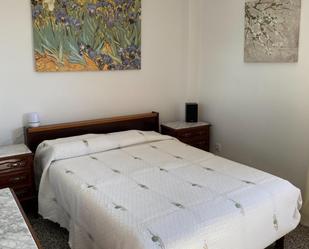 Bedroom of Apartment to share in Málaga Capital  with Washing machine, Microwave and Internet