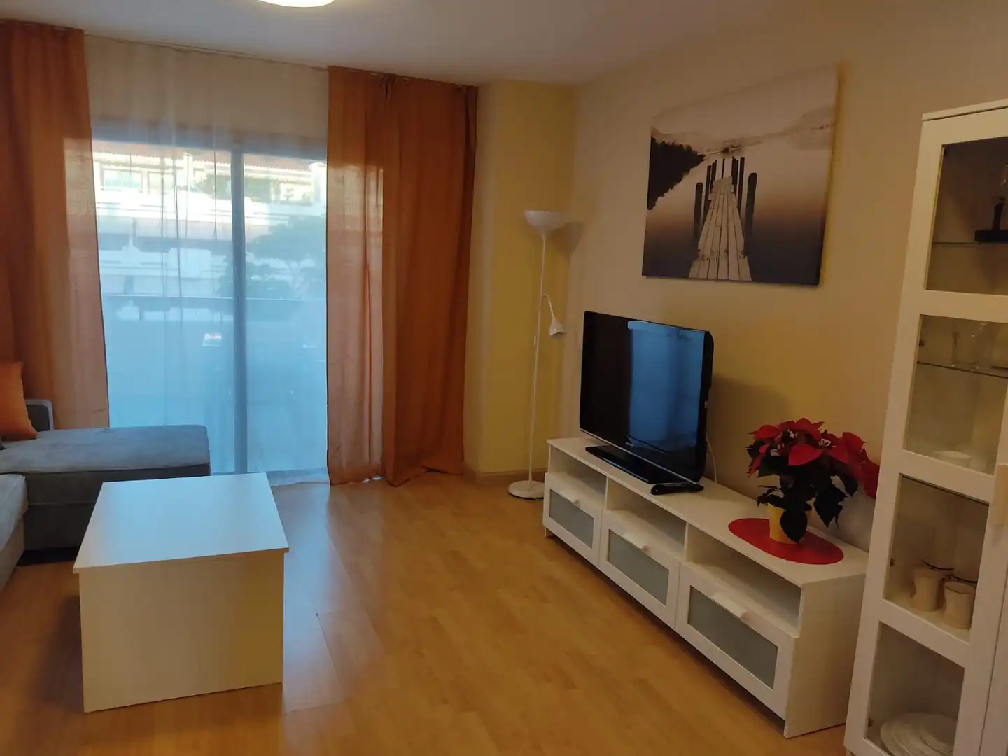 Living room of Apartments for rent in Puerto de la Cruz  with Terrace, Furnished and Washing machine