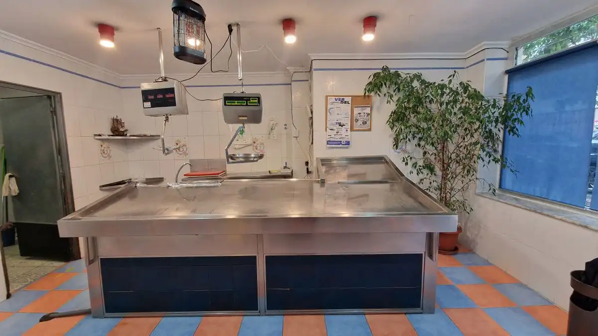 Local commercial à vendre à Inmobiliaria - Barreda, imagen 2