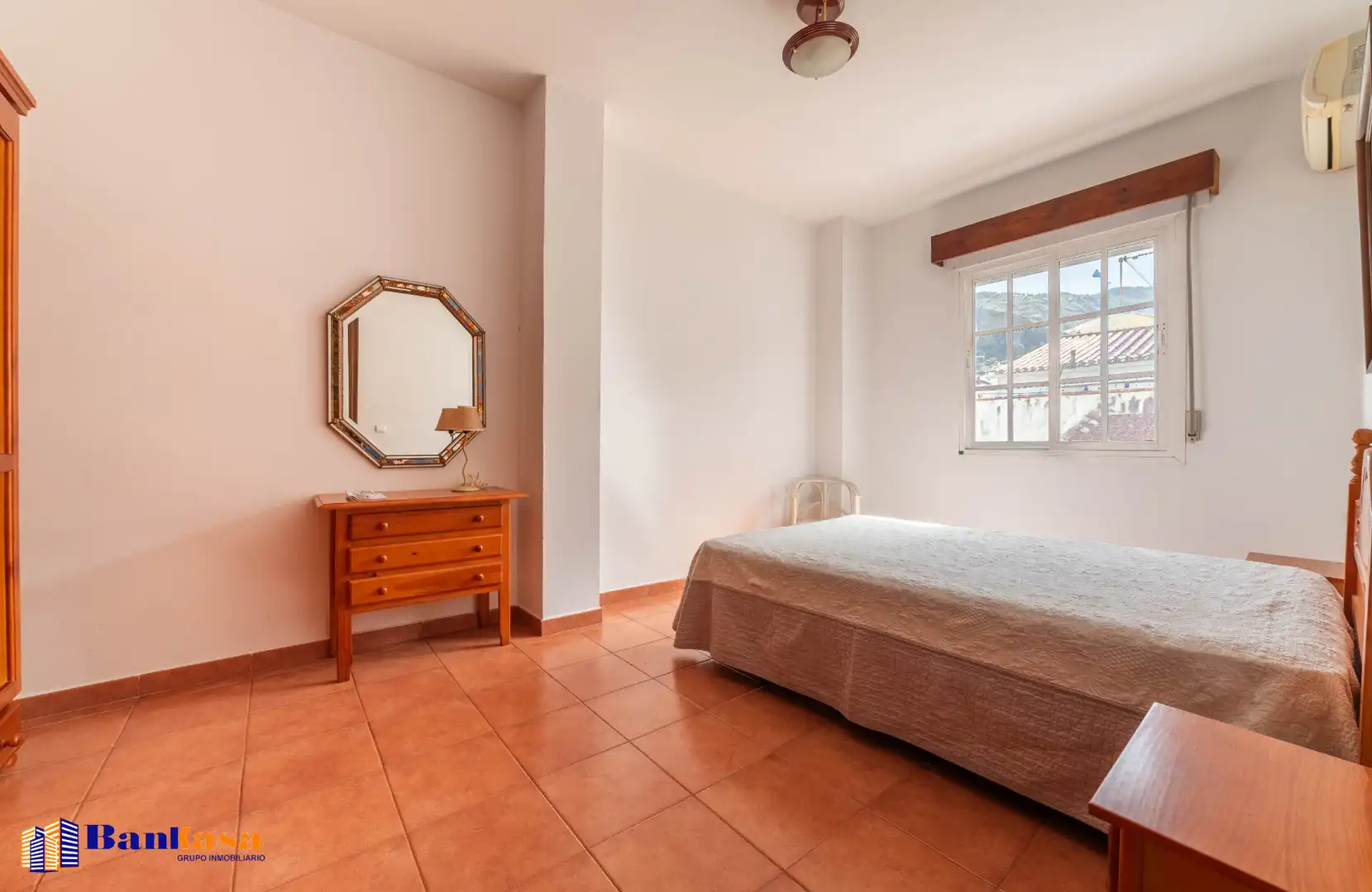 Dormitori de Casa adosada en venda en Pizarra amb Aire condicionat, Terrassa i Traster