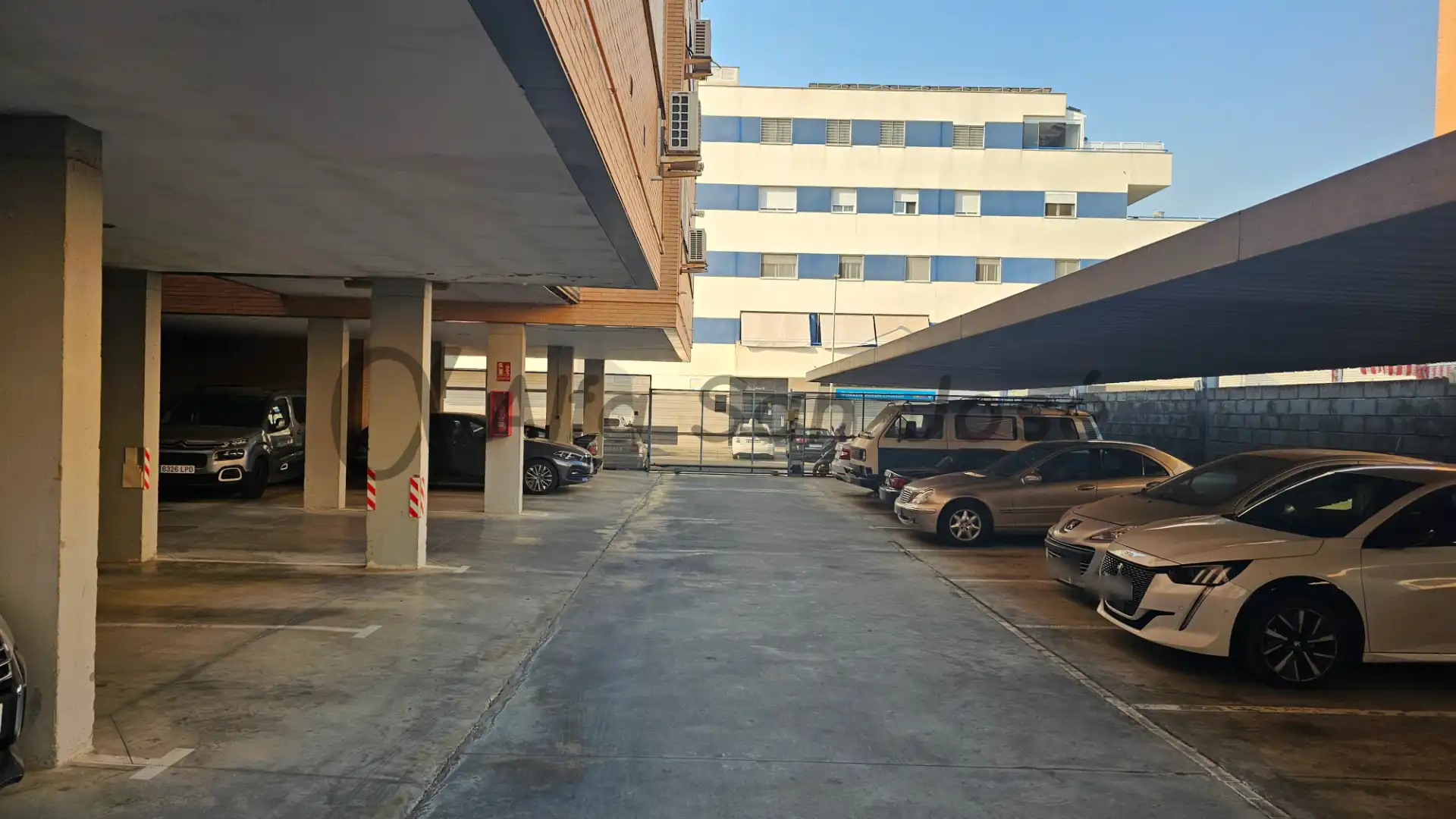 Parkplatz von Garage zur Miete in La Rinconada