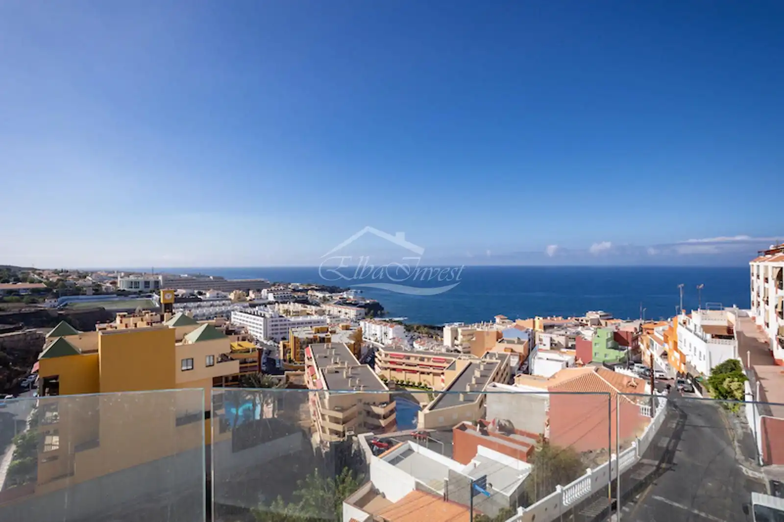 Außenansicht von Maisonette zum Verkauf in Santiago del Teide mit Klimaanlage, Terrasse und Abstellraum