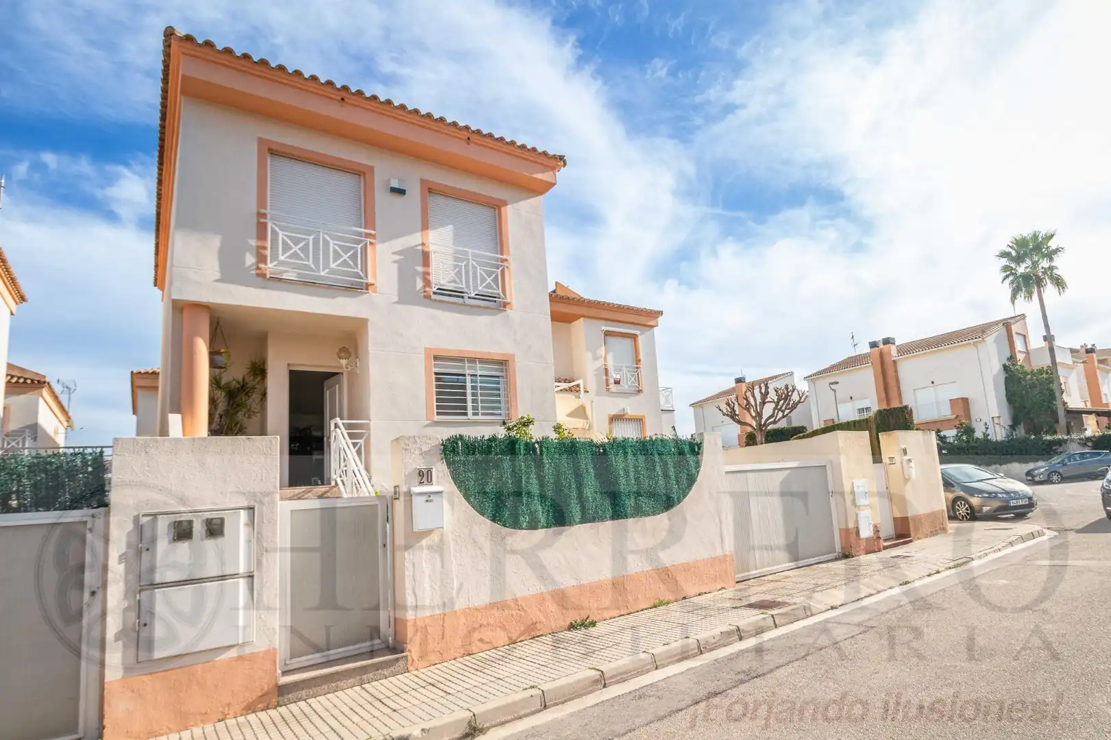 Vista exterior de Casa o chalet en venta en Gandia con Aire acondicionado, Calefacción y Jardín privado