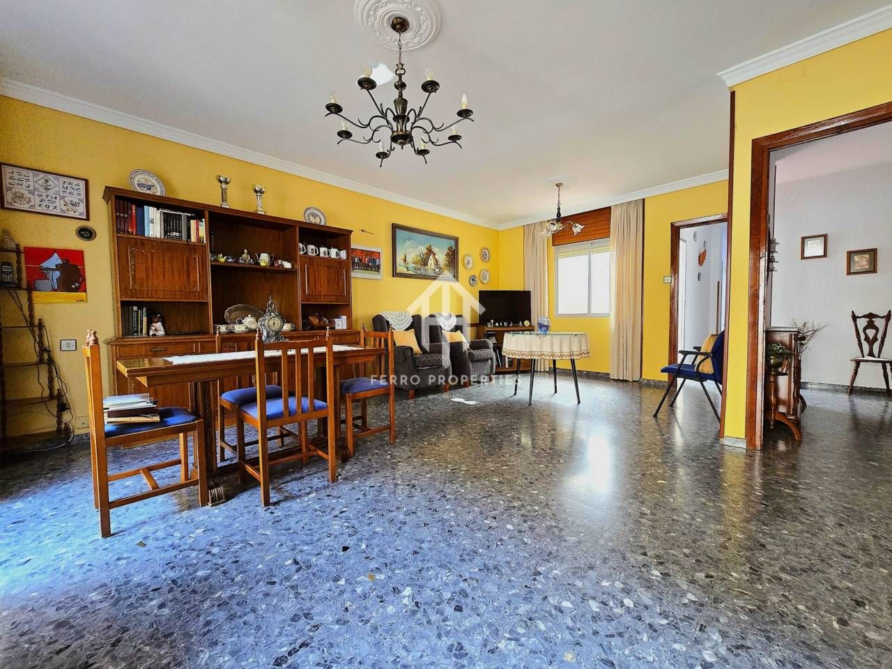 Flat for sale in Loja  with Furnished and Balcony