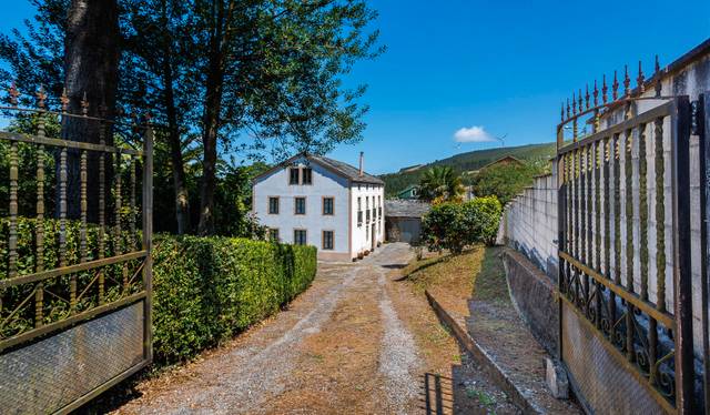 Finca rústica en Venta en Lugar Pouxaneiro, O-Pq Ferrei, 14D en Riotorto
