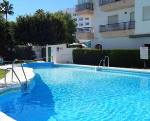 Piscina de Apartament en venda en Nerja amb Moblat