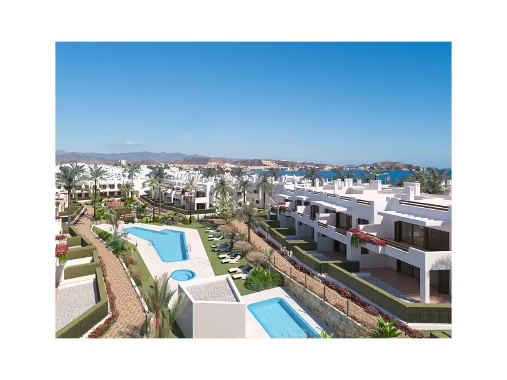 Apartment with pool for sale in Calle Viena
