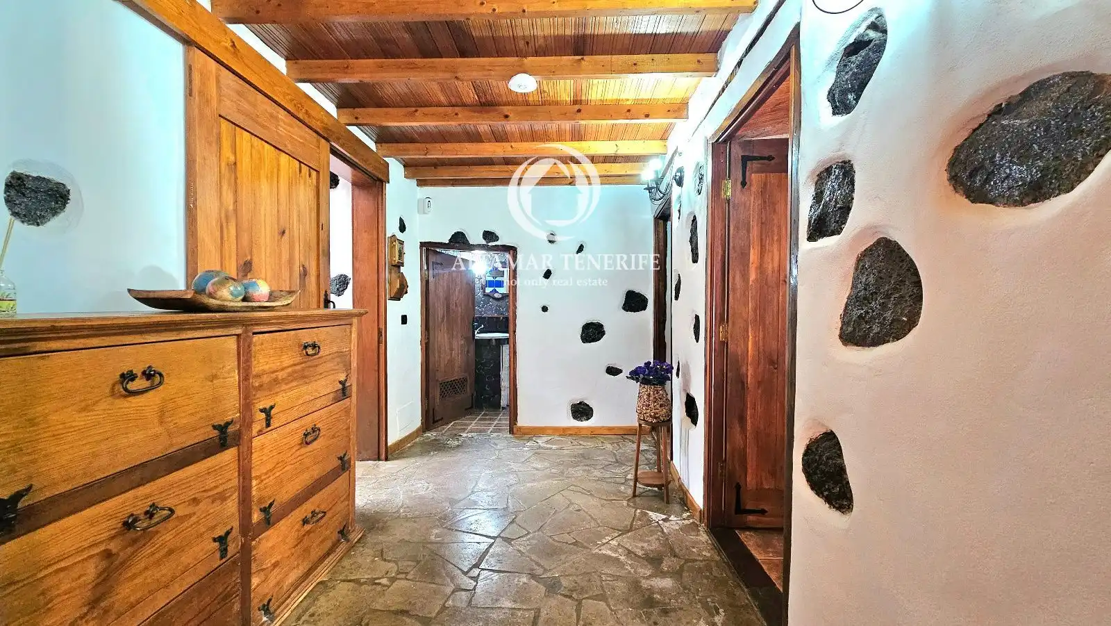 Casa adosada en venta en Santiago del Teide con Terraza, Trastero y Amueblado