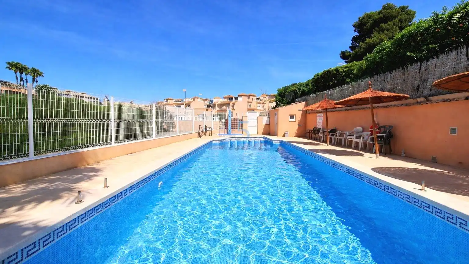 Reihenhaus mit Terrasse zum Verkauf in Orihuela Costa
