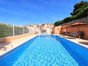 Maison mitoyenne avec balcon à vendre à Orihuela Costa