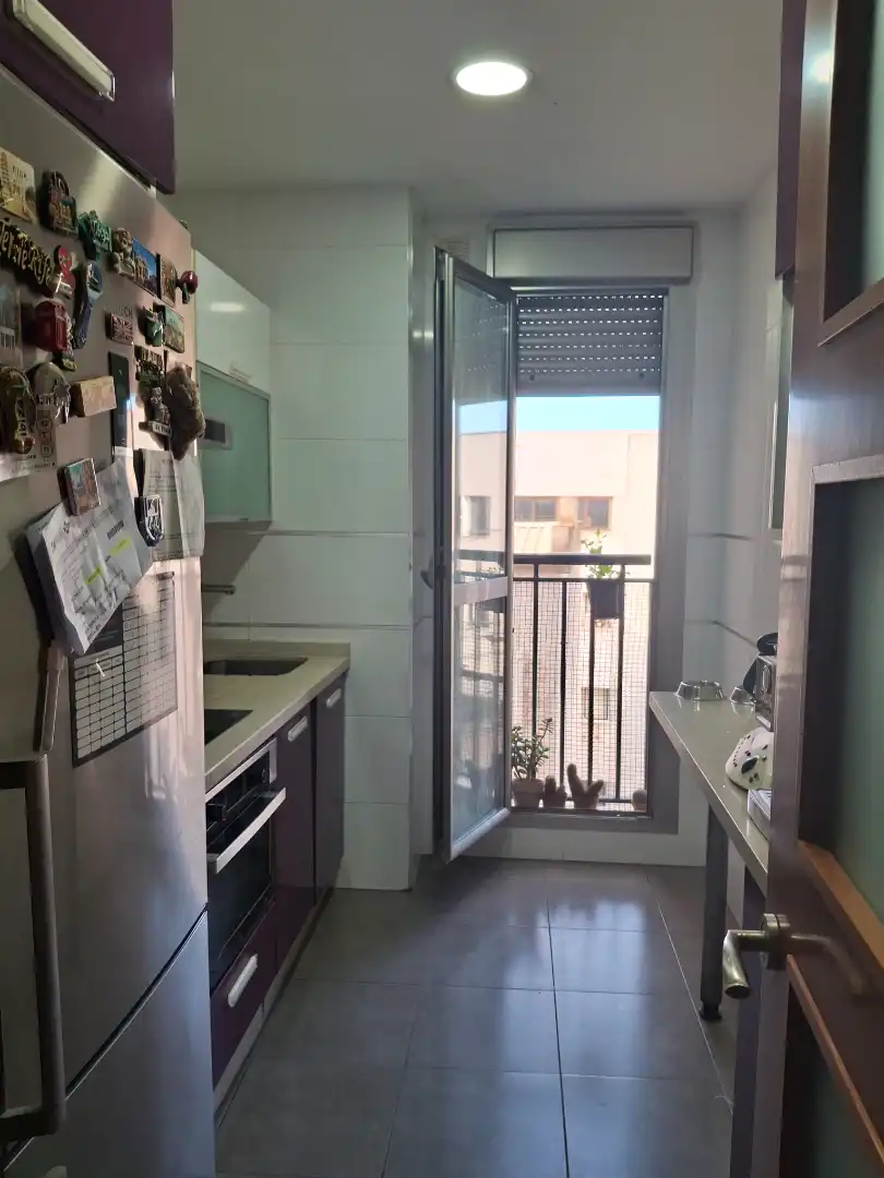 Cocina de Piso en venta en Ceuta con Amueblado, Horno y Lavadora