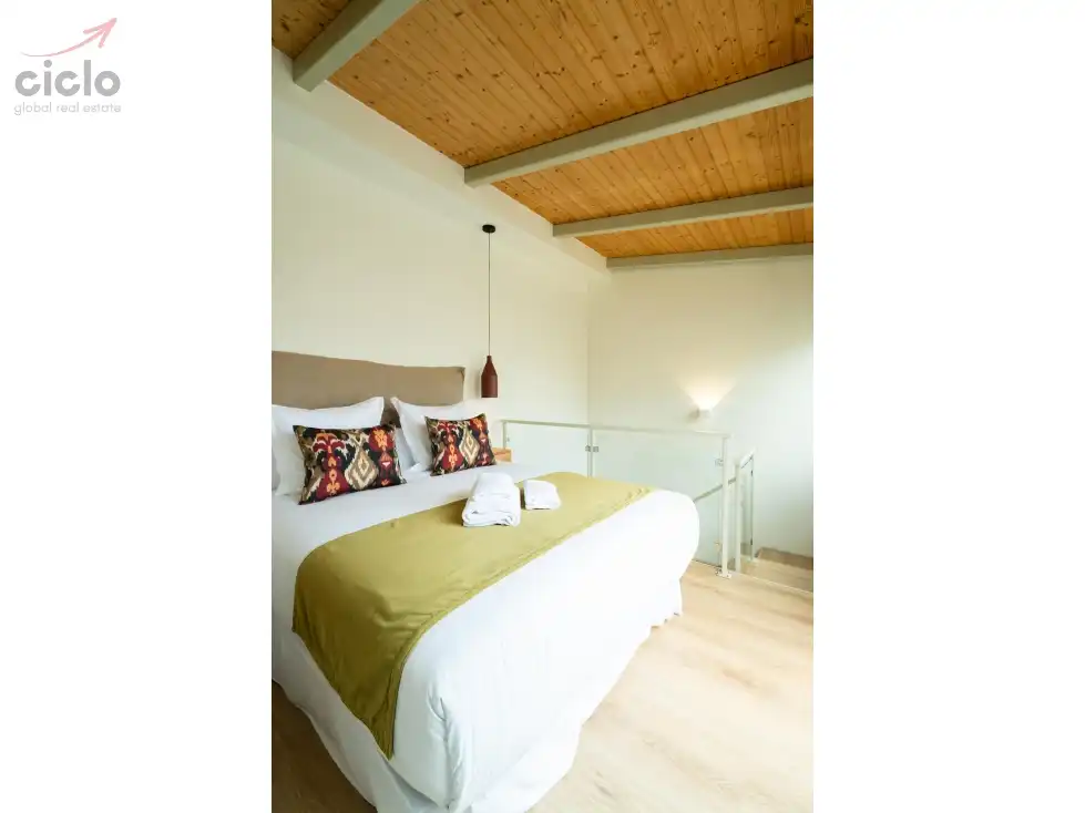 Bedroom of Flat for sale in Sevilla  with Terrace, Swimming Pool and Furnished