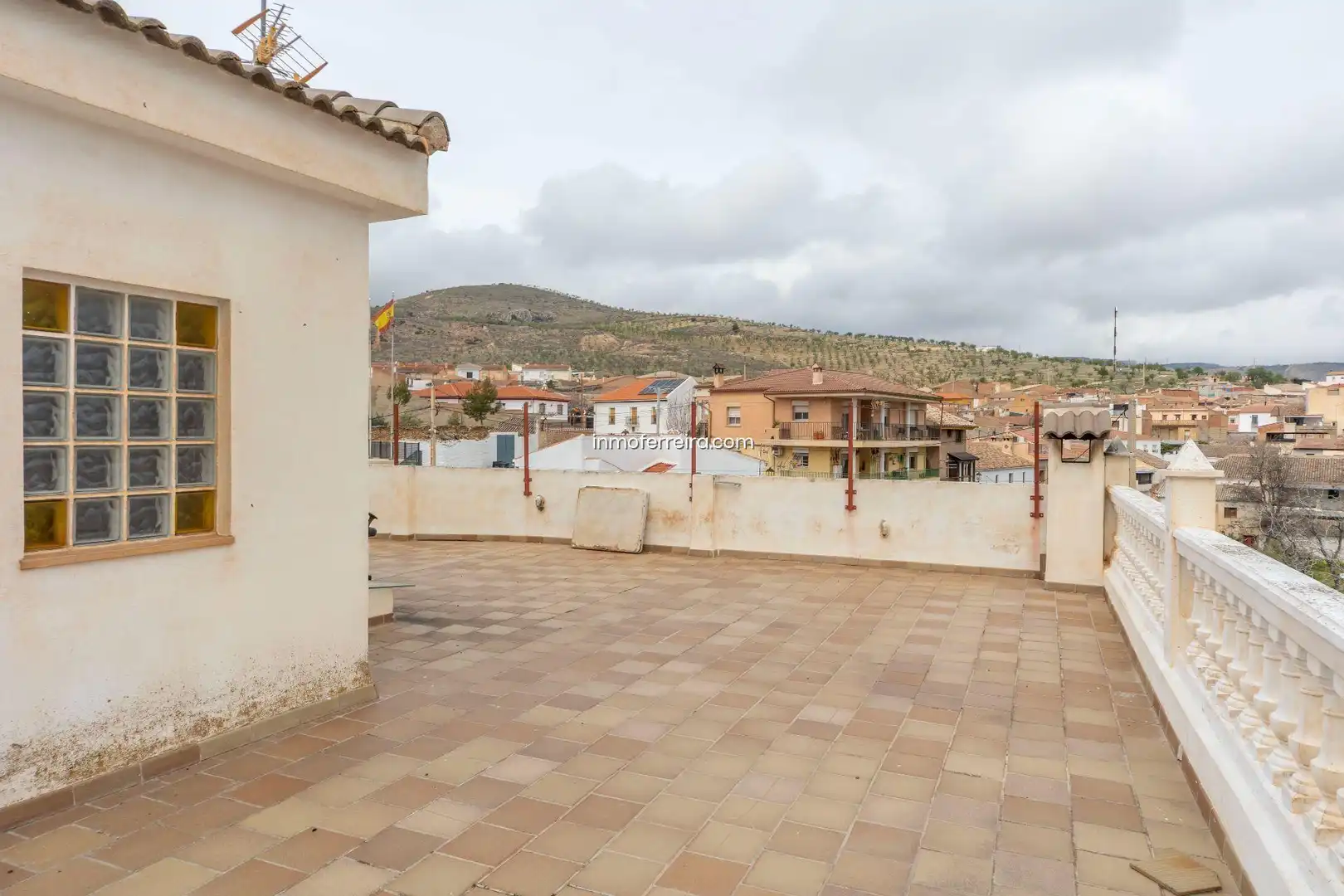 Terrace of Houses for sale in Darro  with Storage room